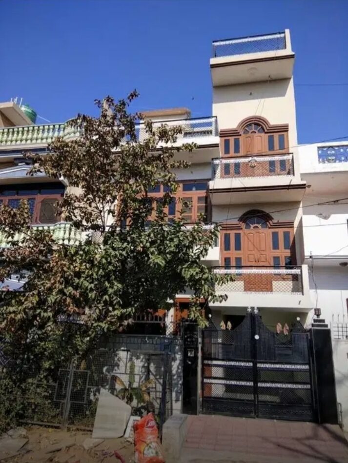 Screenshot_20230307_133949_OLX India 4 Bedroom House for Rent in Rewari sector 3