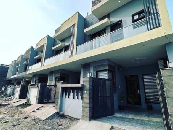 3 Bedroom House for Sale in Chandigarh