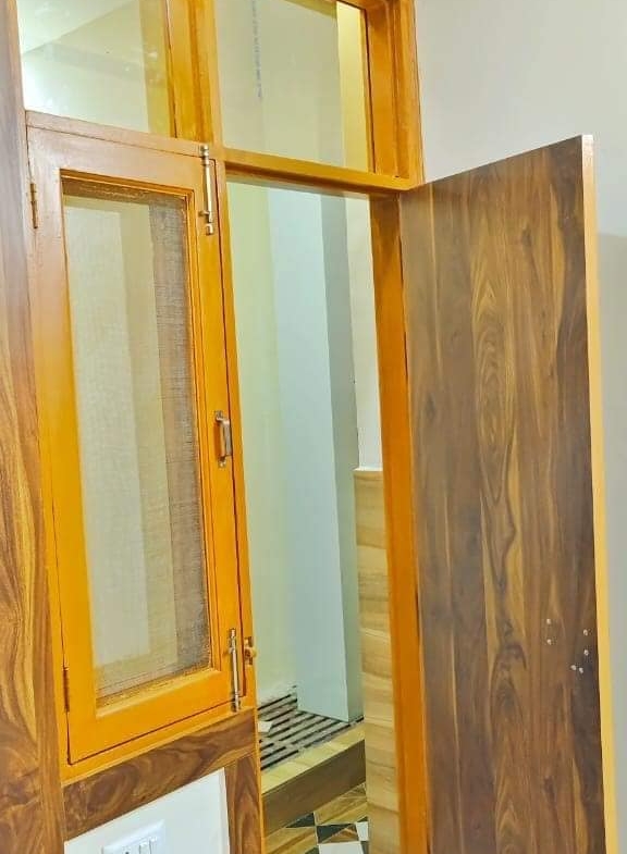 3 Bedroom Independent floor for Sale in Vasundhara Ghaziabad