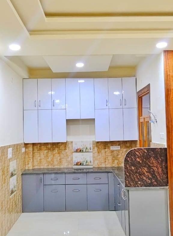 3 Bedroom Independent floor for Sale in Vasundhara Ghaziabad