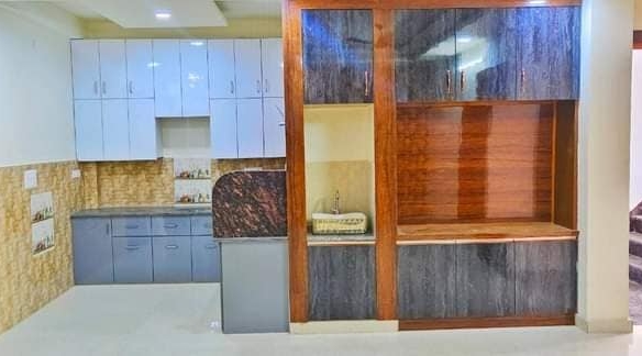 3 Bedroom Independent floor for Sale in Vasundhara Ghaziabad