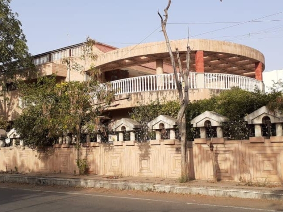 4 BHK Bungalow for Sale at Naranpura, Gujarat