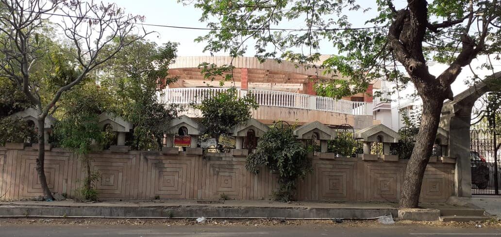 4 BHK Bungalow for Sale at Naranpura, Gujarat