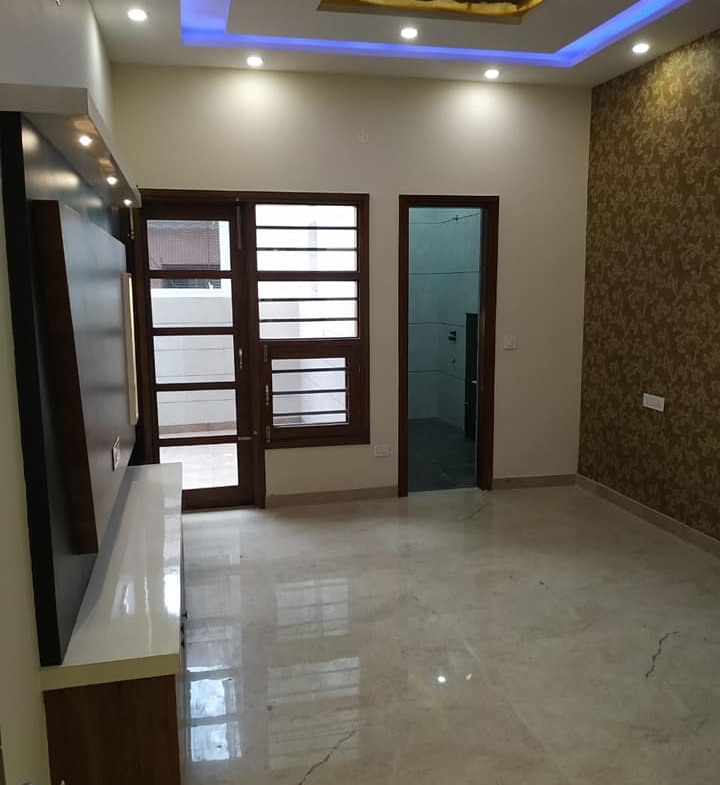 6 Bedroom Villa for Sale in Zirakpur, Punjab