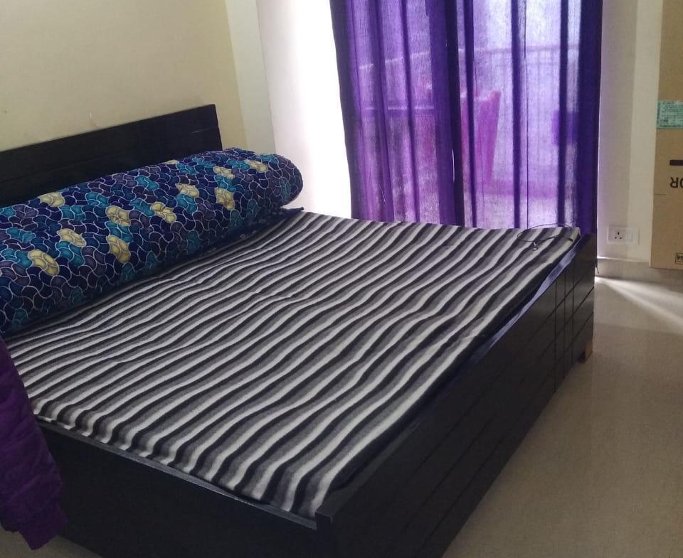2 Bedroom Flat for Sale in Noida