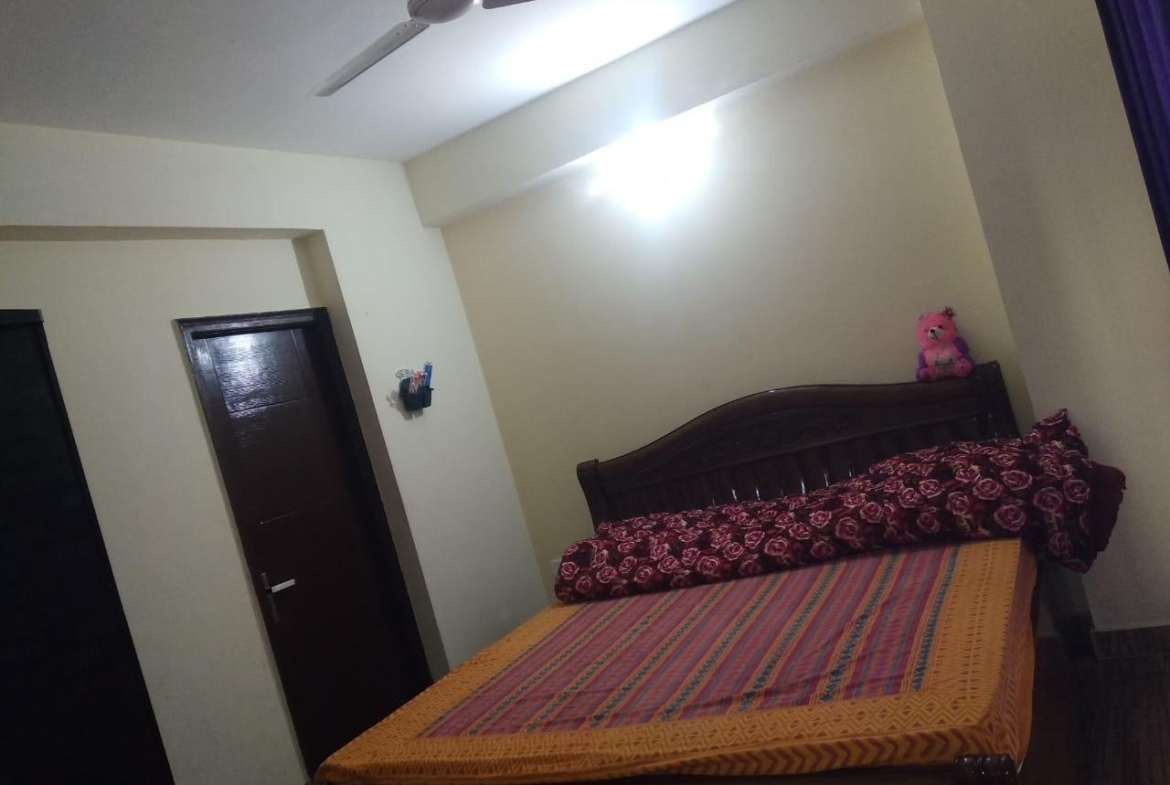 2 Bedroom Flat for Sale in Noida
