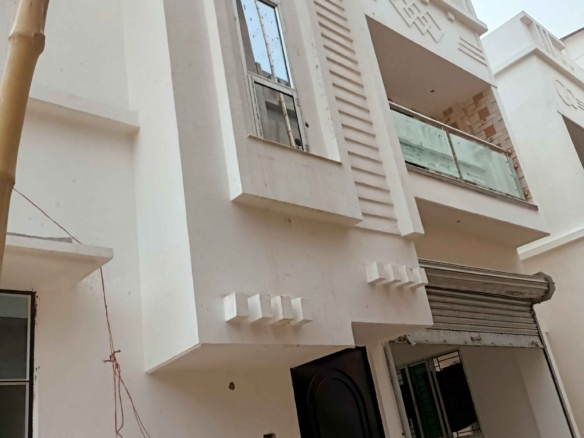 3 Bedroom House for Sale in Kolkata