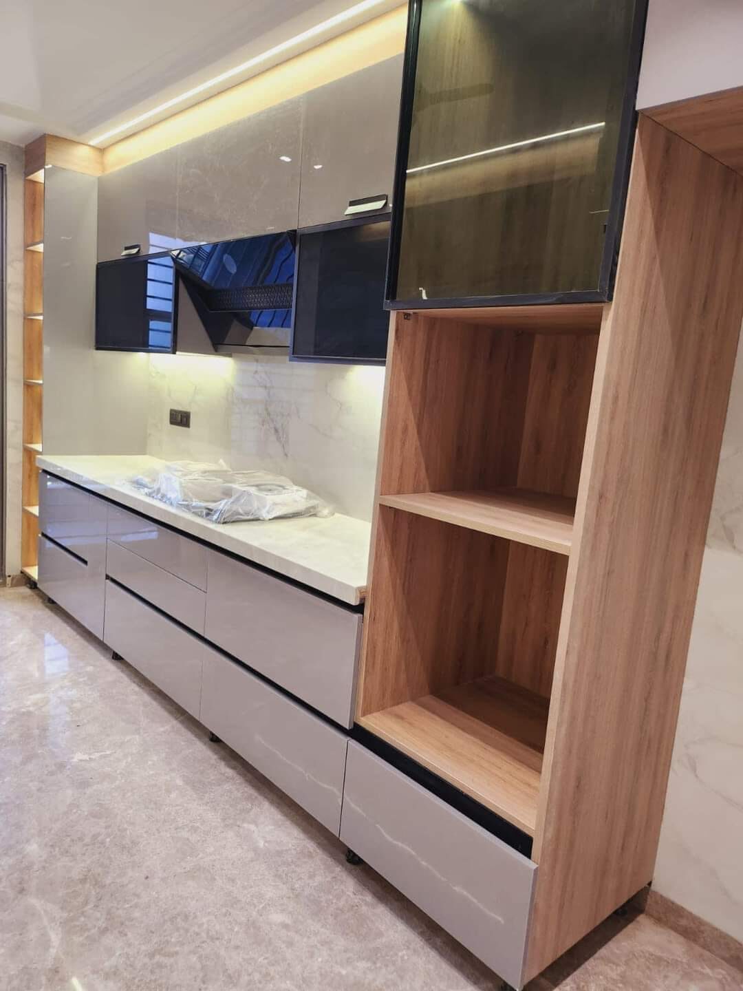 muu 3 Bedroom semi furnished flat for Rent in Gurugram
