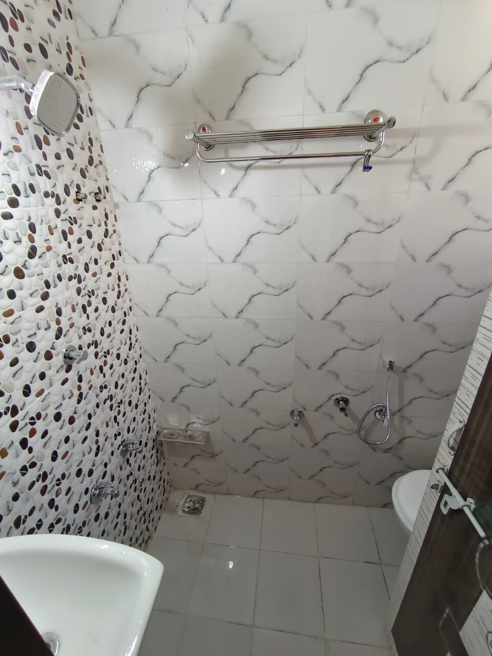 3 Bedroom Flat on Rent at Ahmedabad