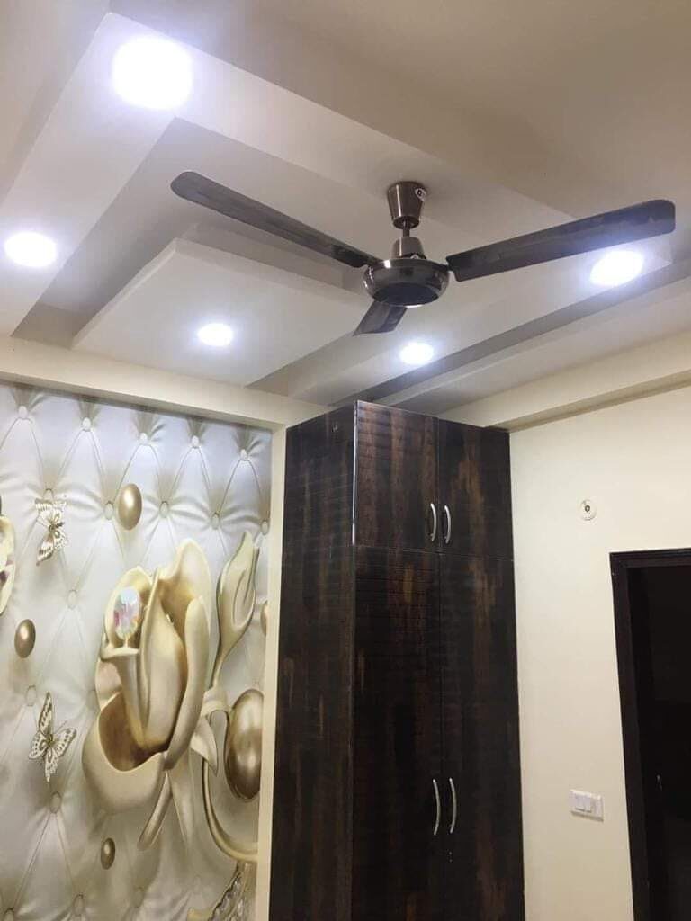 ss2 3 Bedroom Flat for Sale in Noida
