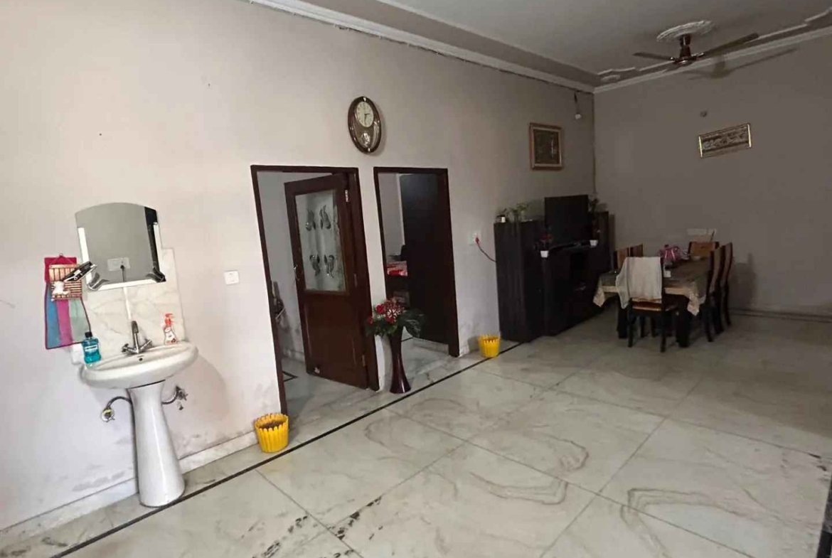 5 Bedroom Flat for Sale in Kharar, Punjab