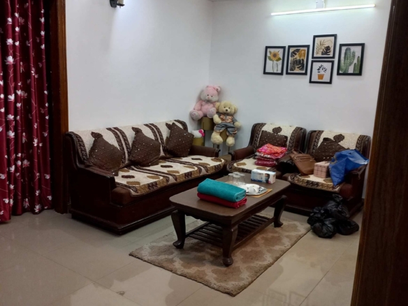 2 Bedroom Flat for Sale in Delhi