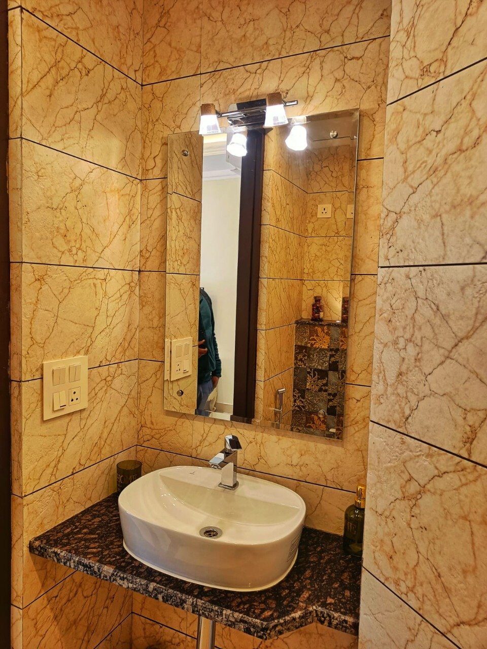 Beautiful 3 Bedroom Flat for Sale in Punjab
