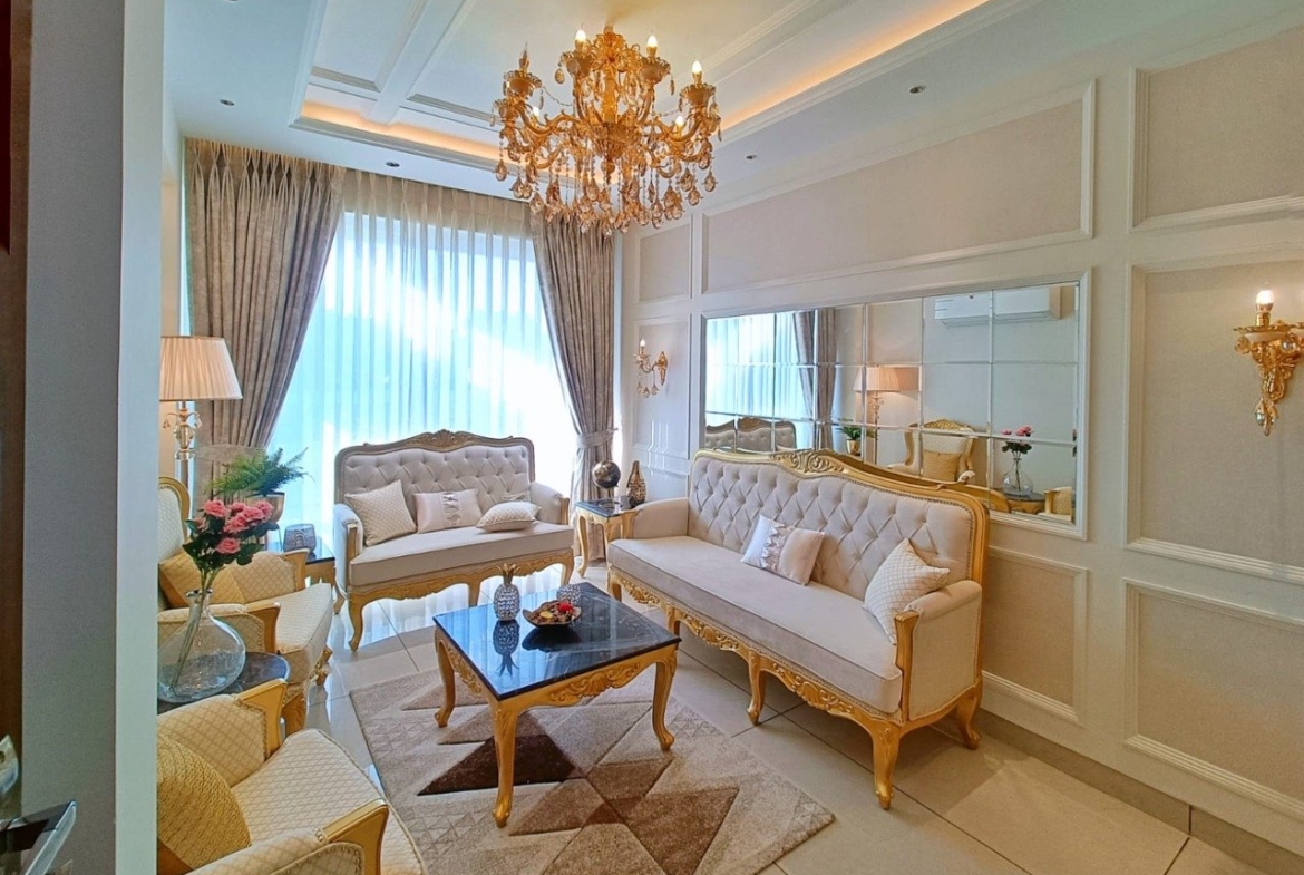 Beautiful 3 Bedroom Flat for Sale in Punjab