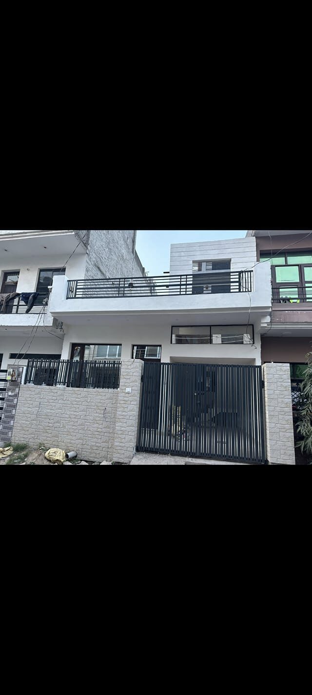dg 2 Bedroom House for Sale in Zirakpur, Punjab