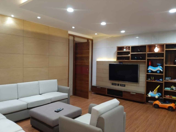 4 Bedroom Flat for Sale in Kolkata