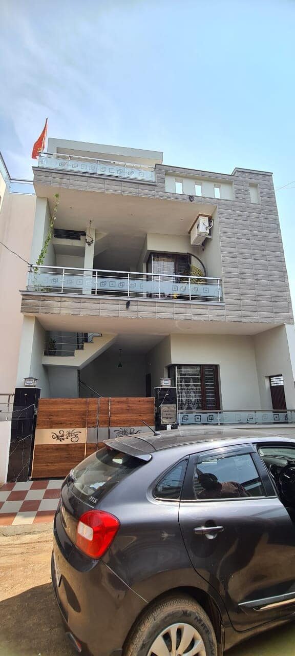 hr 3 Bedroom House for Sale in Chandigarh, Punjab