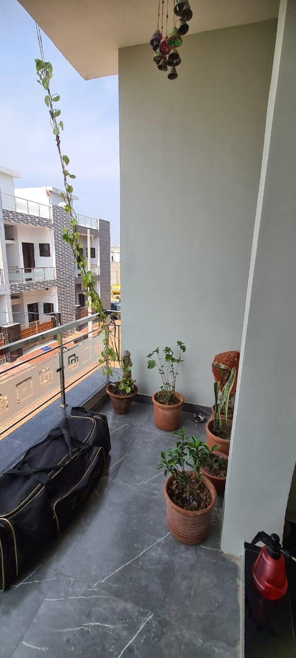 hr2 3 Bedroom House for Sale in Chandigarh, Punjab