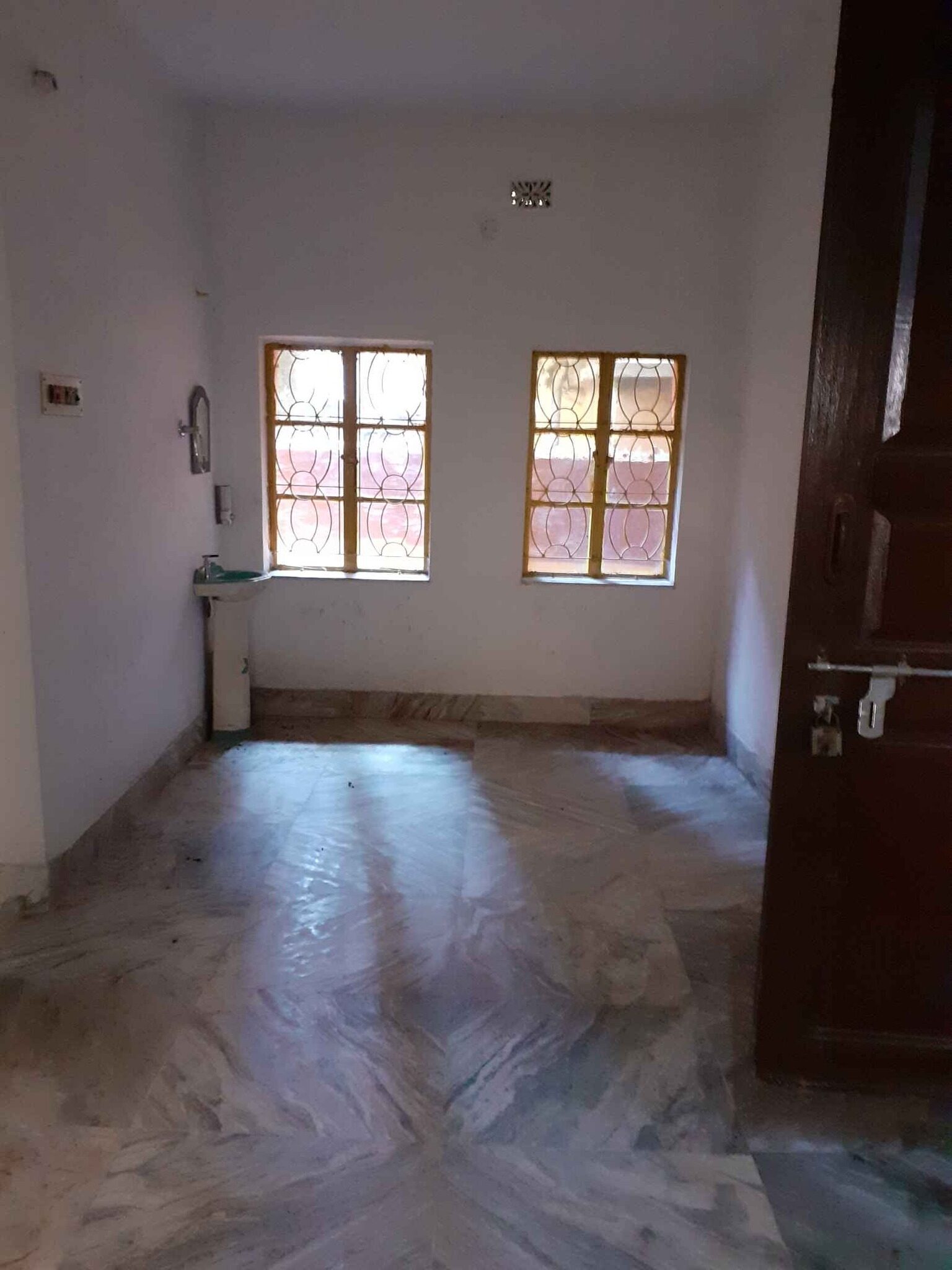 j2 2 Bedroom Flat for Sale on Kolkata