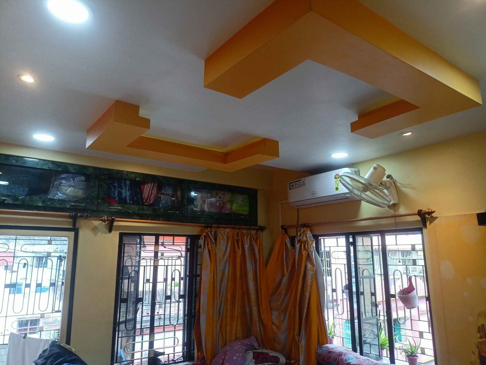 kk2 2 Bedroom Flat for Sale in Kolkata