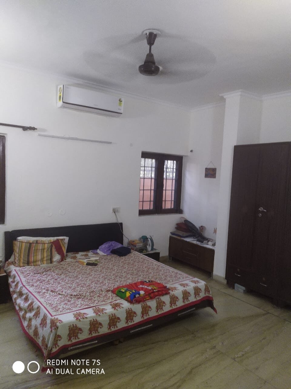m2 7 Bedroom Bangalow for Sale in Noida