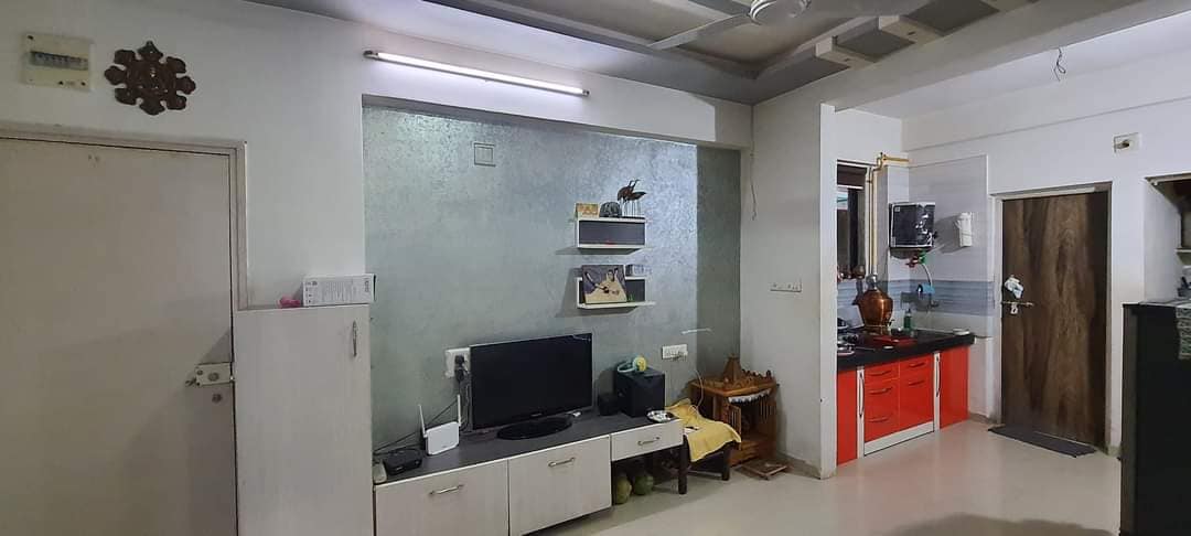 2 BHK Flat For Sale in Ahmedabad, Gujarat