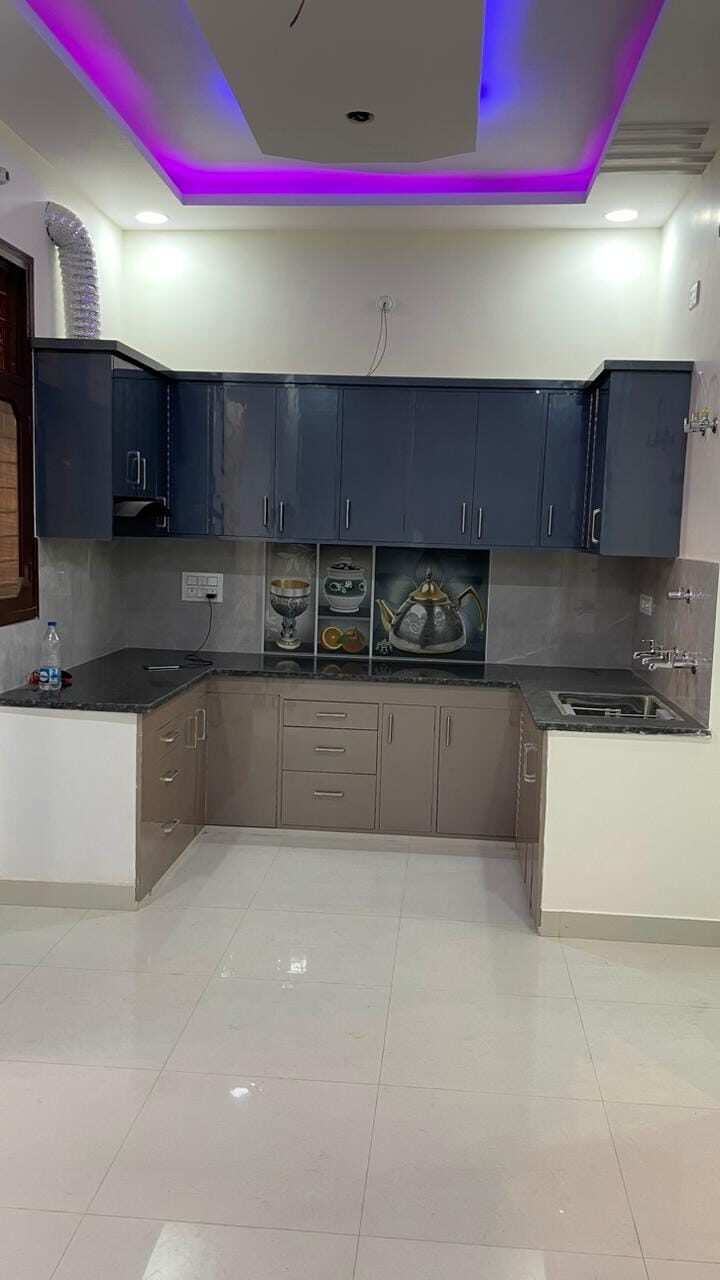 no2 2 Bedroom Flat for Sale in Noida, Uttar Pradesh