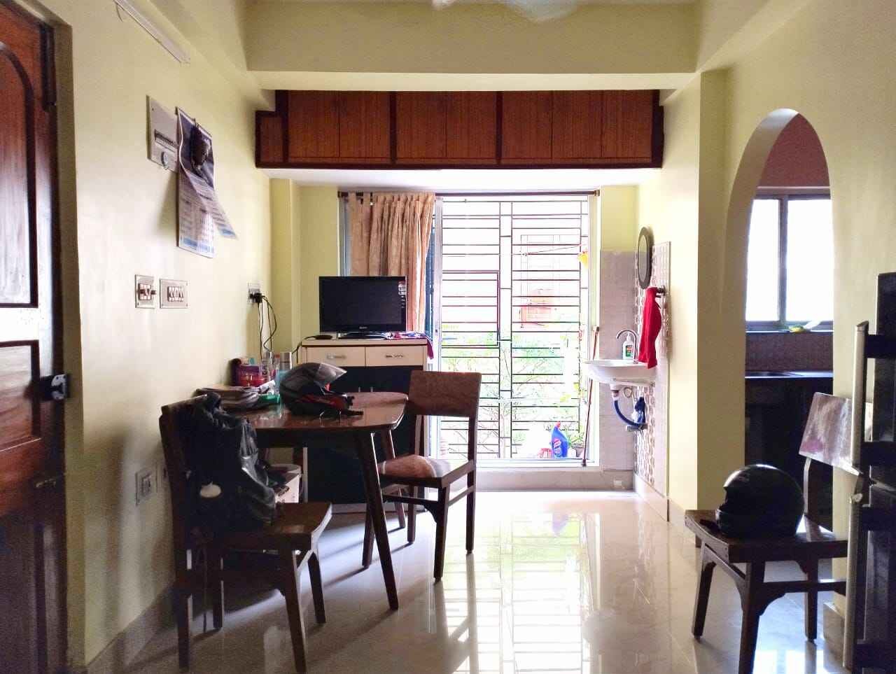 pr 2 Bedroom Apartment for Sale in Kolkata