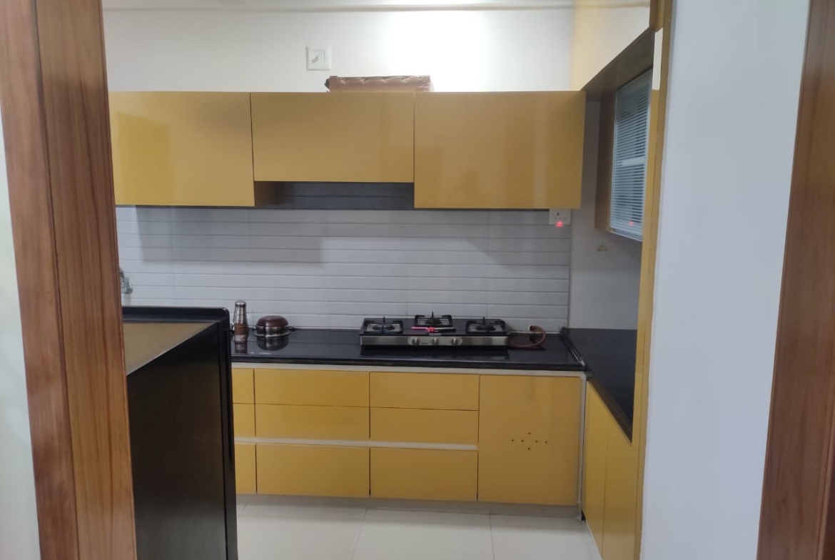 2 Bedroom Flat for Rent in Ahmedabad, Gujarat