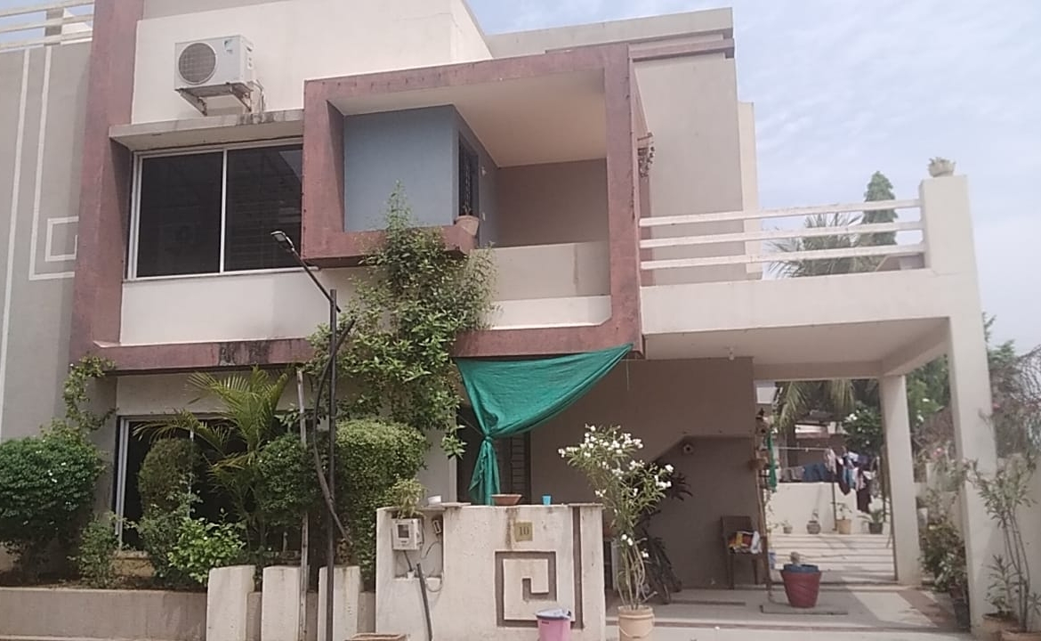 Semi furnished 3 Bedroom Flat for Sale in Anand, Gujarat