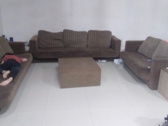 Semi furnished 3 Bedroom Flat for Sale in Anand, Gujarat