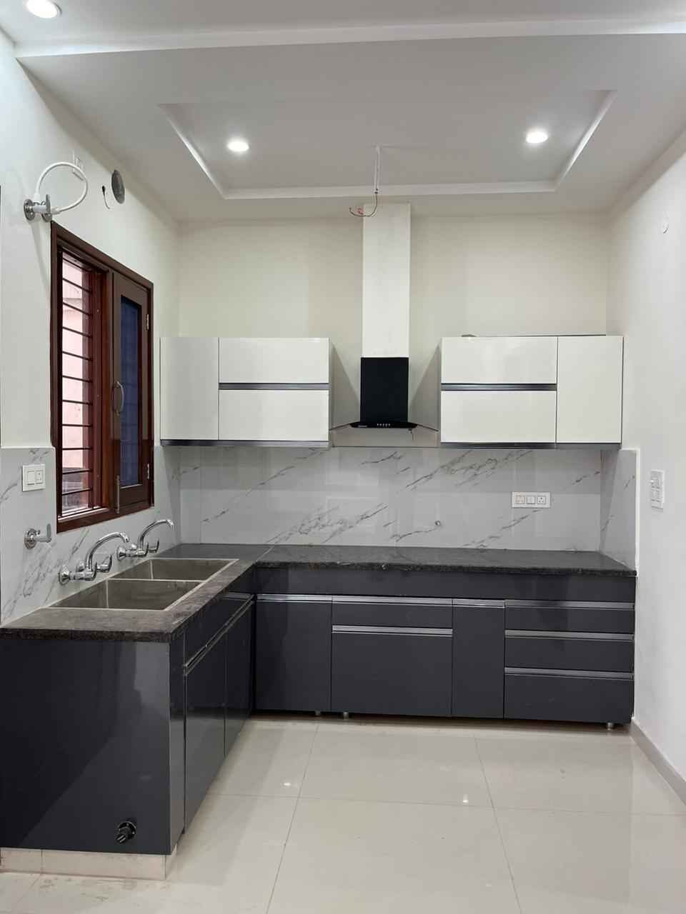 ro5 3 Bedroom House for Sale in Mohali
