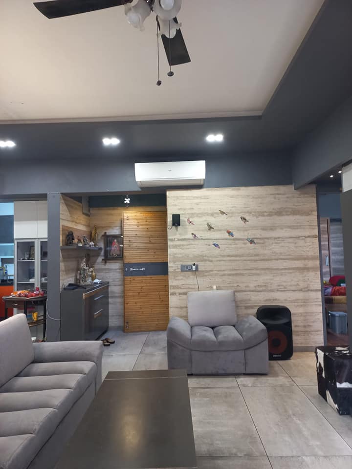 t6 3 Bedroom Flat for Sale in Ahmedabad
