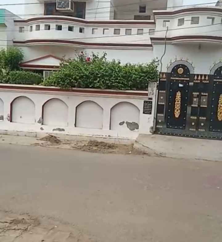6 Bedroom House for Sale in Lucknow