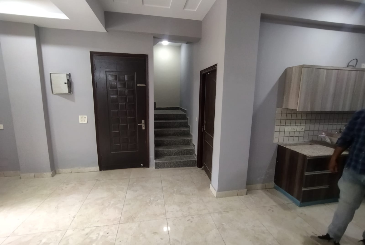 4 Bedroom Villa for Sale in Noida Extn.