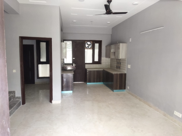 4 Bedroom Villa for Sale in Noida Extn.