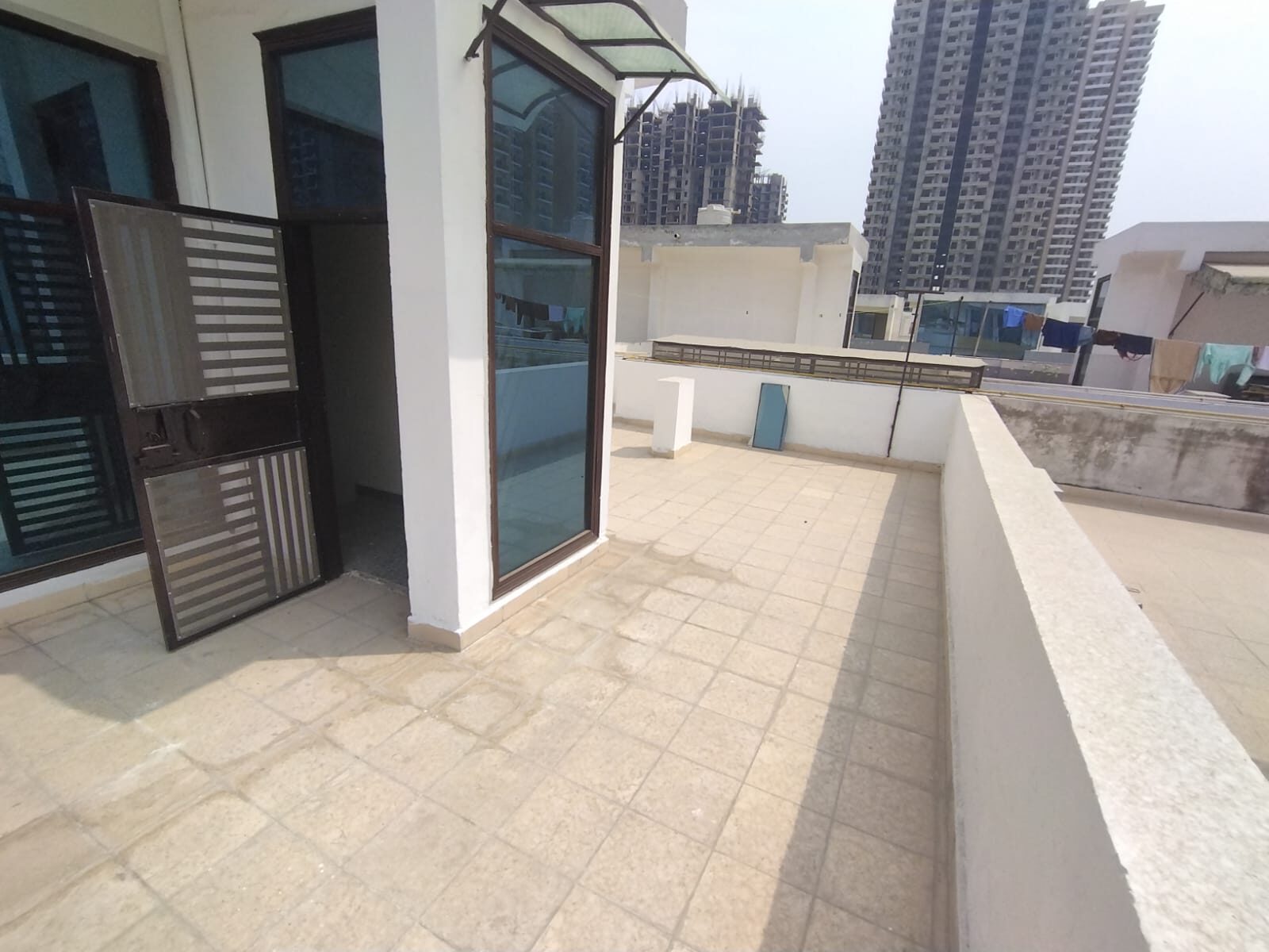 4 Bedroom Villa for Sale in Noida Extn.
