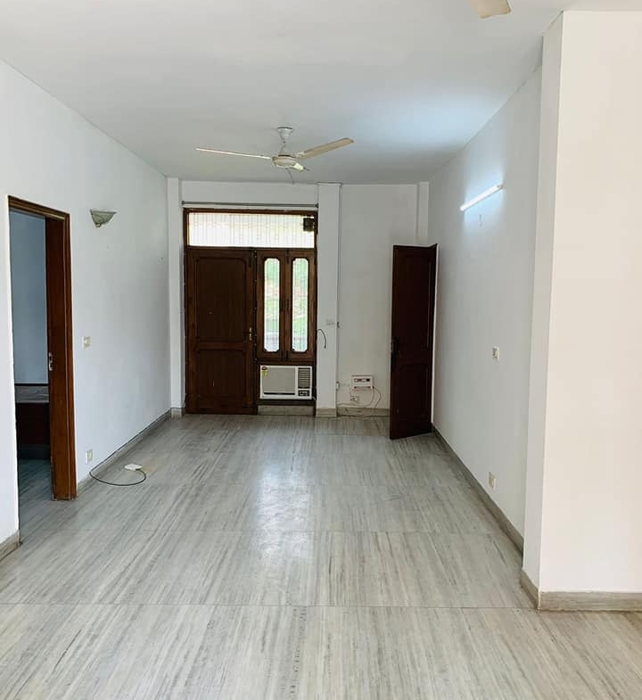2 Bedroom Semi Furnished Brand New Flat for Rent in Saket, Delhi