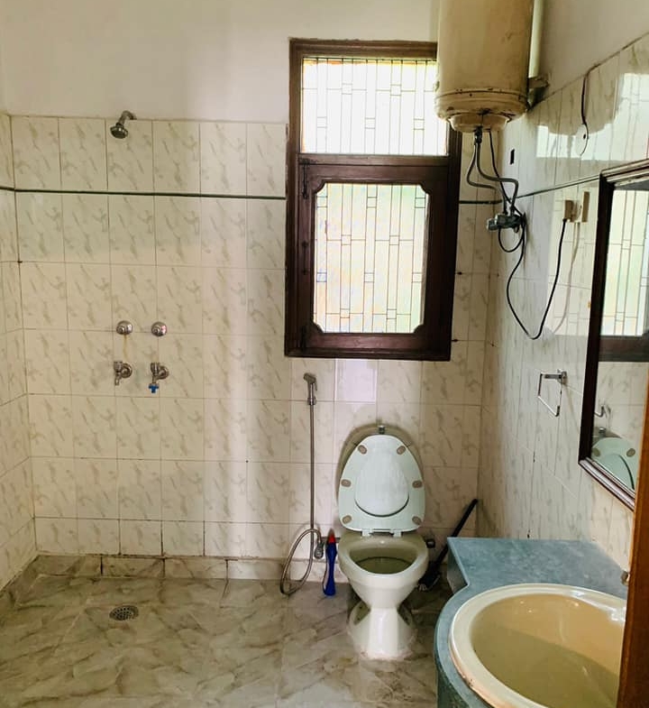 2 Bedroom Semi Furnished Brand New Flat for Rent in Saket, Delhi