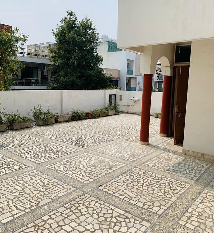 2 Bedroom Semi Furnished Brand New Flat for Rent in Saket, Delhi