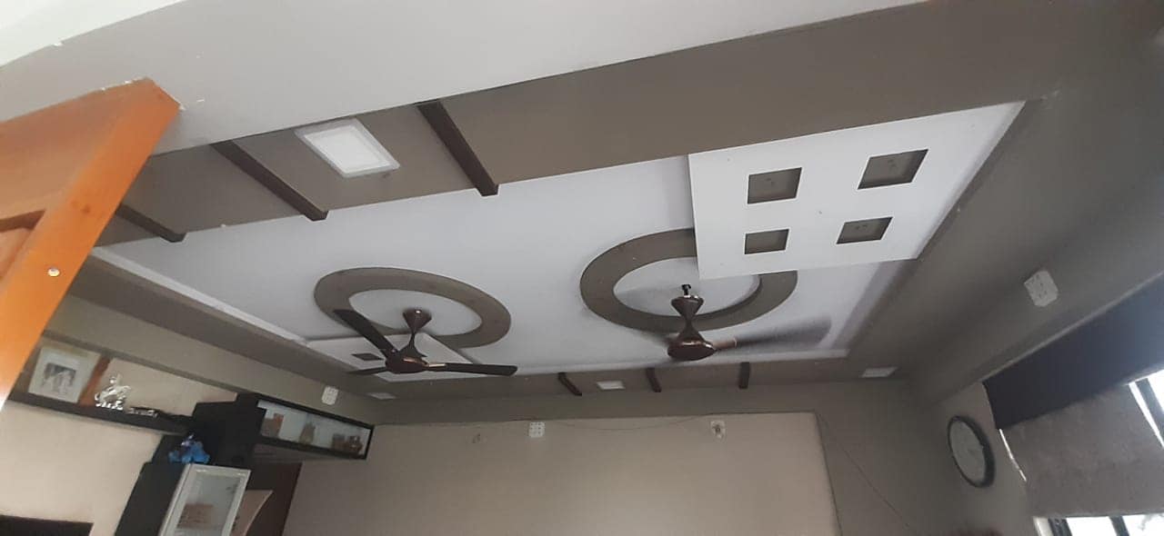 x5 2 Bedroom Flat for Sale in Ahmedabad