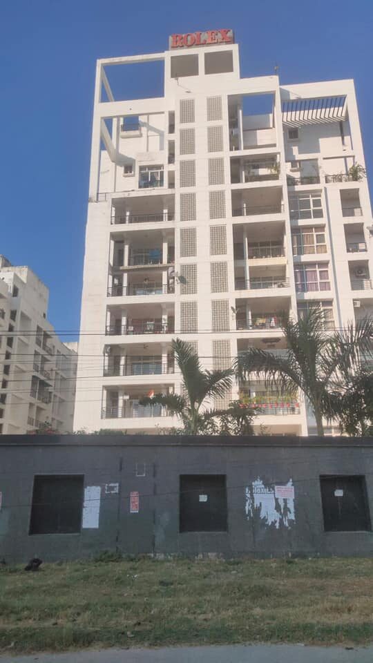 3Beds 3 Baths Flat for sale at Rolex apartment Faizabad
