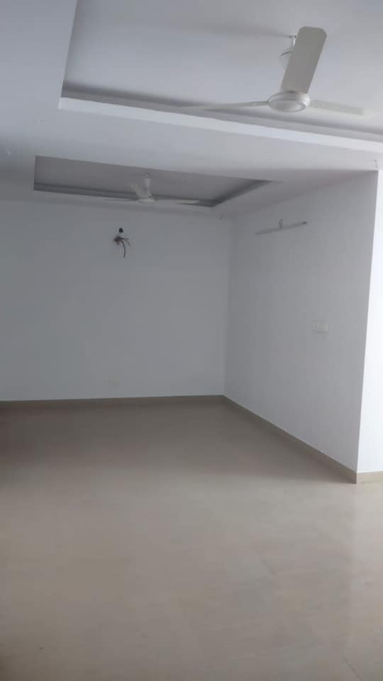 3Beds 3 Baths Flat for sale at Rolex apartment Faizabad