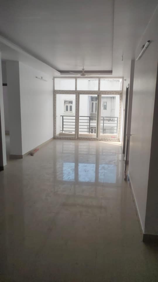 3Beds 3 Baths Flat for sale at Rolex apartment Faizabad