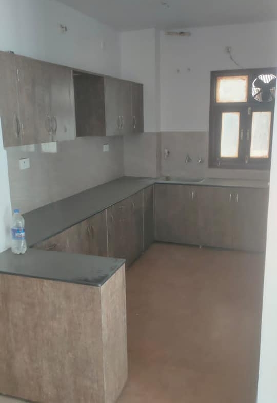 3Beds 3 Baths Flat for sale at Rolex apartment Faizabad