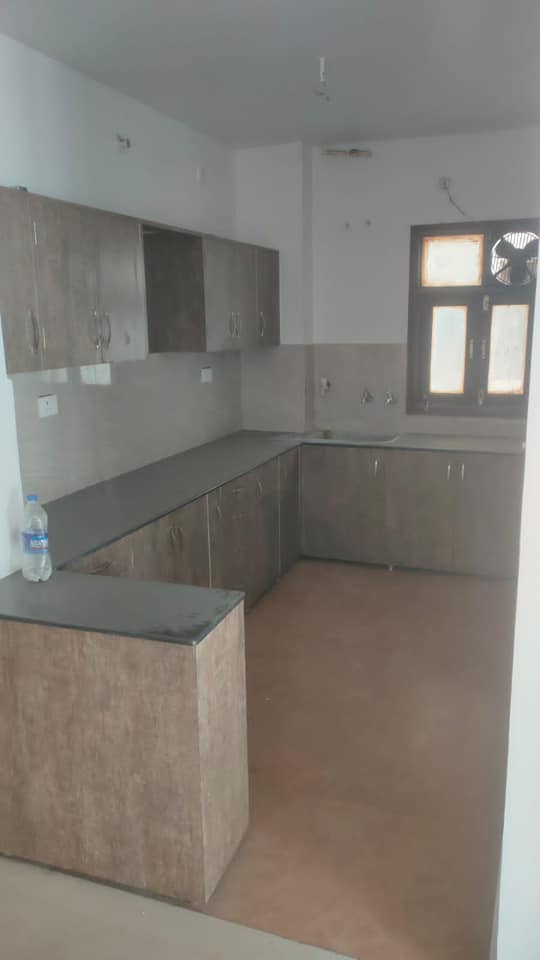 3Beds 3 Baths Flat for sale at Rolex apartment Faizabad