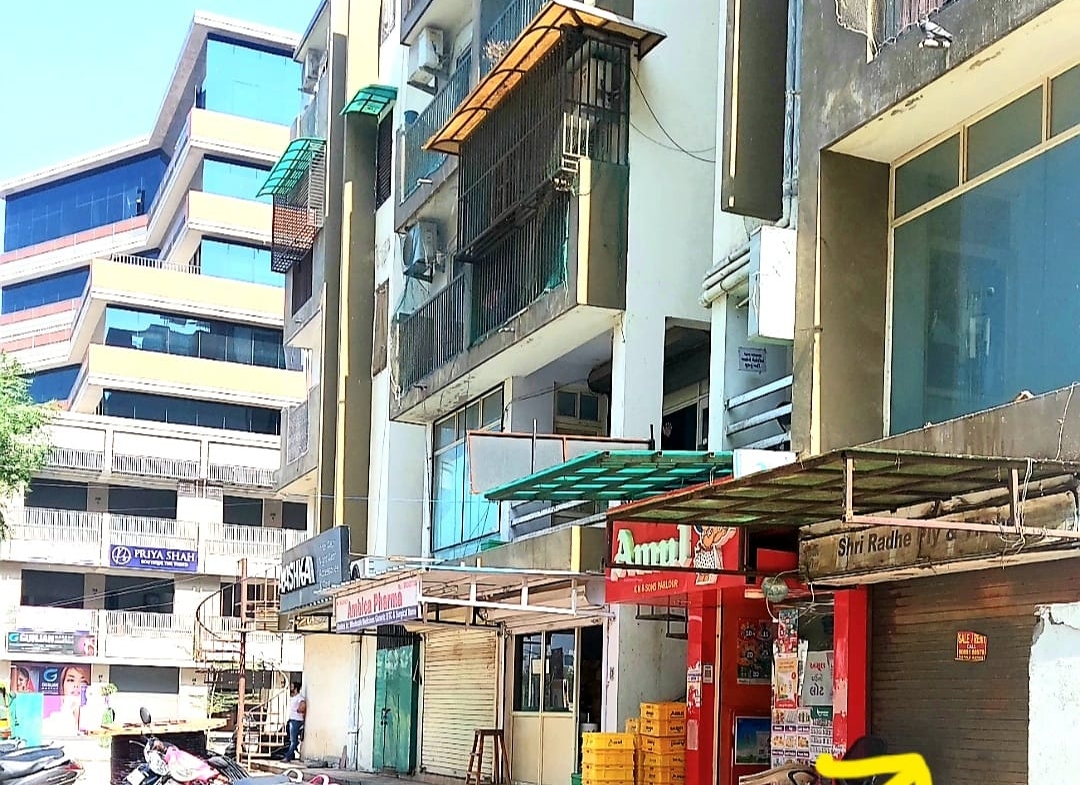 Ground Floor Shop for Rent in Satellite, Ahmedabad