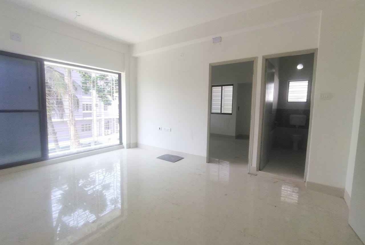 3 Beds 2 Baths – Apartment for Sale in Kolkata