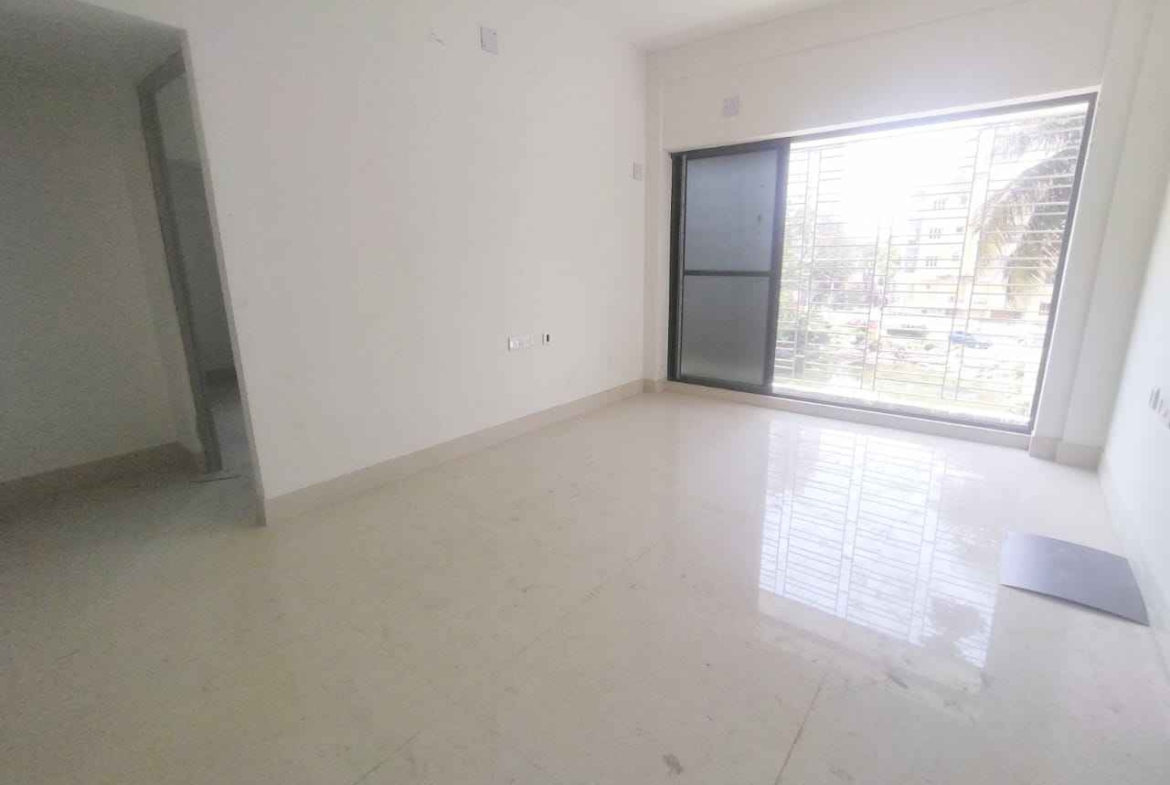 3 Beds 2 Baths – Apartment for Sale in Kolkata