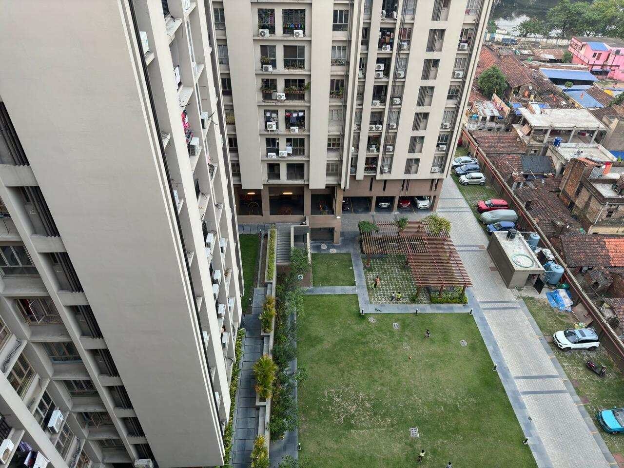 cd1 4 Beds 4 Baths – Apartment for Sale in Prime location of Kolkata